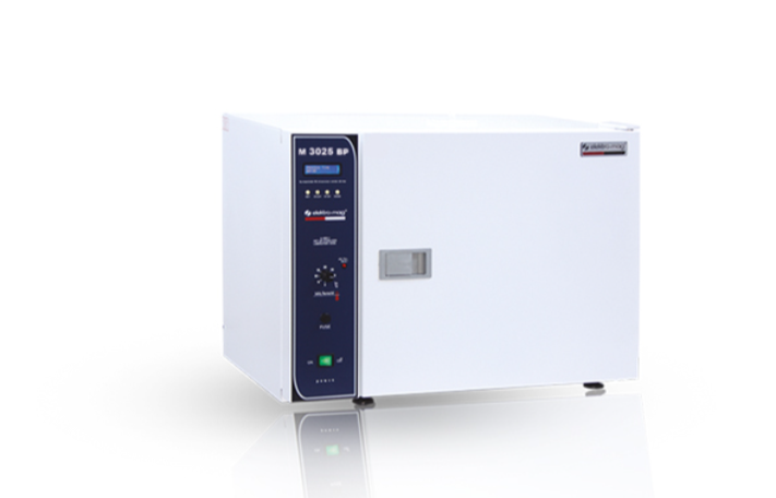 Elektromag M 3025 BP İnkübatör 24 lt. Eloksallı alüminyum iç kabin, PID kontrollü dijital timerli termostat