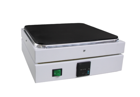 Elektromag M 3030 Isıtıcı Tabla (Hot Plate) 30x30 cm / 300 °C dijital termostat